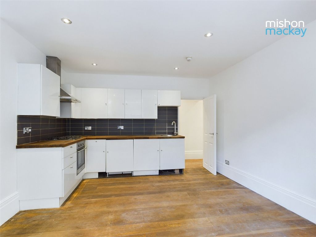 1 bed flat for sale in Alfred Road, Brighton, East Sussex BN1, £205,000