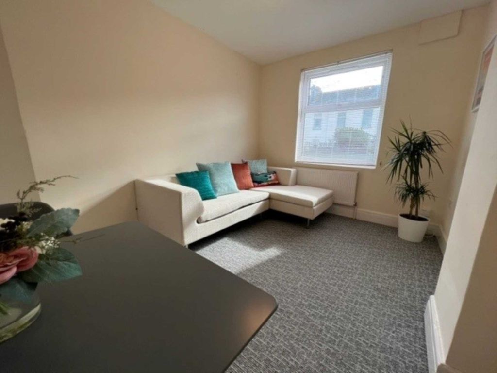 1 bed flat for sale in All Saints Road, Torquay TQ1, £120,000