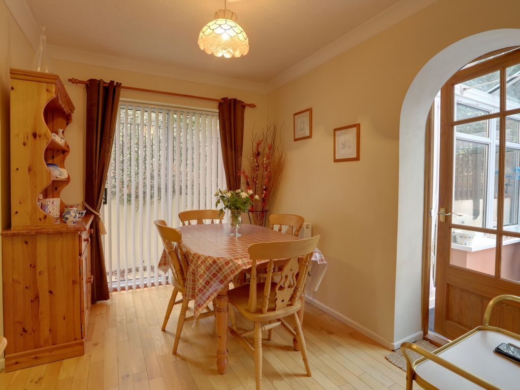 3 bed detached house for sale in Paddons Coombe, Kingsteignton, Newton Abbot TQ12, £280,000