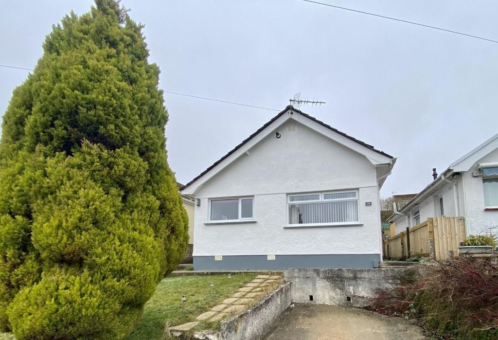2 bed detached bungalow for sale in Broadmead, Killay, Swansea SA2, £210,000