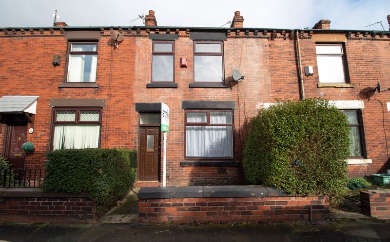 3 bed terraced house for sale in Balmoral Road, Farnworth, Bolton BL4, £130,000