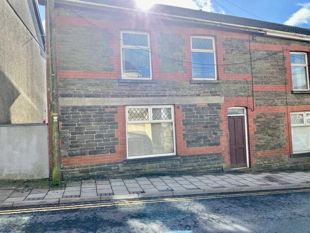 3 bed end terrace house for sale in High Street, Tonyrefail, Porth CF39, £75,000