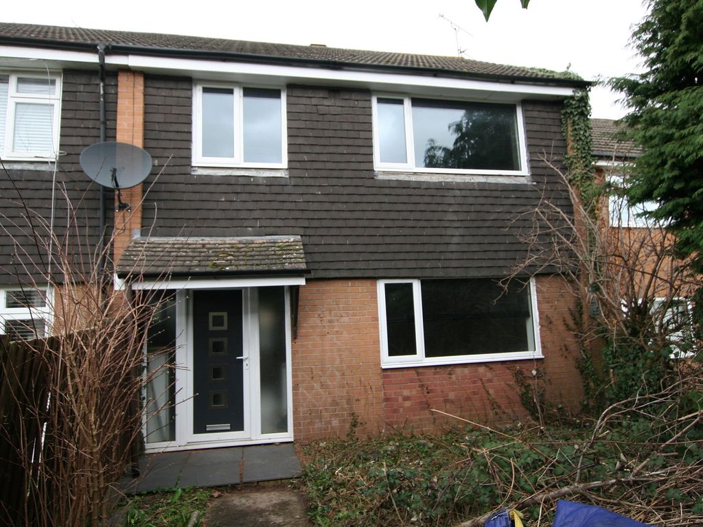 3 bed end terrace house for sale in Flint Court, Ellesmere Port, Cheshire. CH65, £115,000