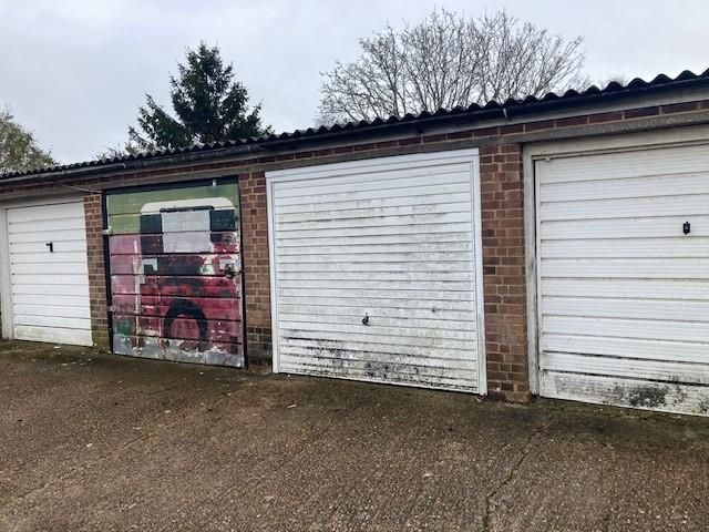 1 bed parking/garage for sale in Nursery Gardens, Wick, Littlehampton BN17, £15,000