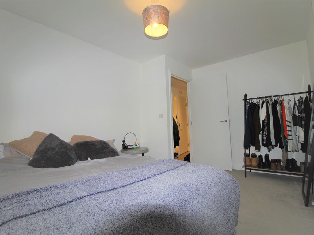 2 bed flat for sale in Key Street, Ipswich, Suffolk IP4, £175,000