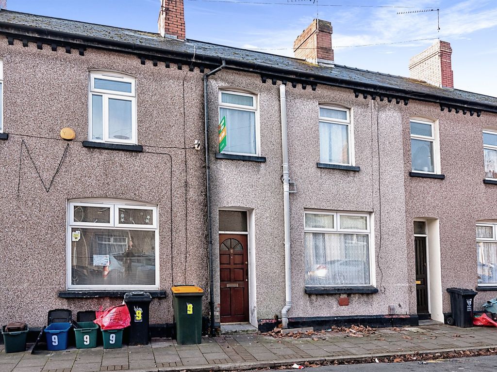 2 bed terraced house for sale in Gordon Street, Newport NP19, £135,000
