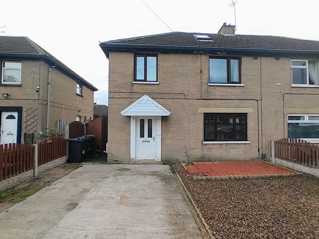 3 bed semi-detached house for sale in Tanton Crescent, Clayton, Bradford BD14, £155,000