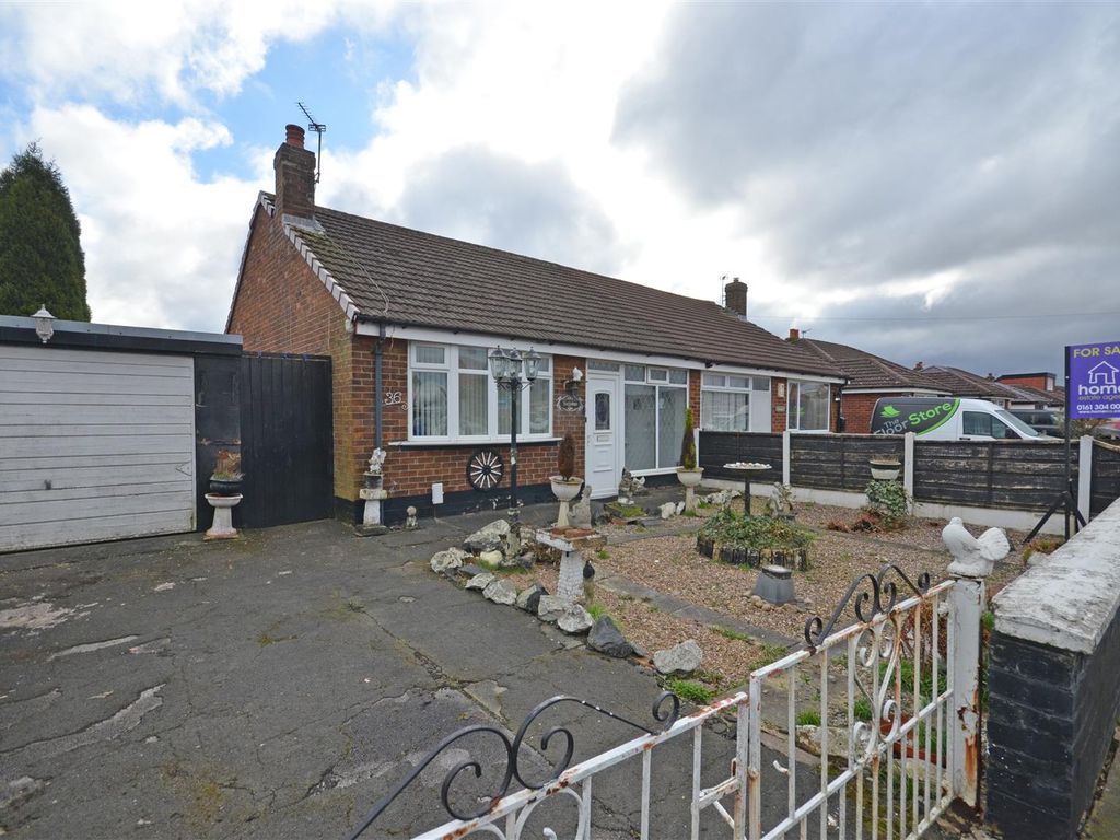 2 bed semi-detached bungalow for sale in Mansfield Avenue, Denton, Manchester M34, £190,000