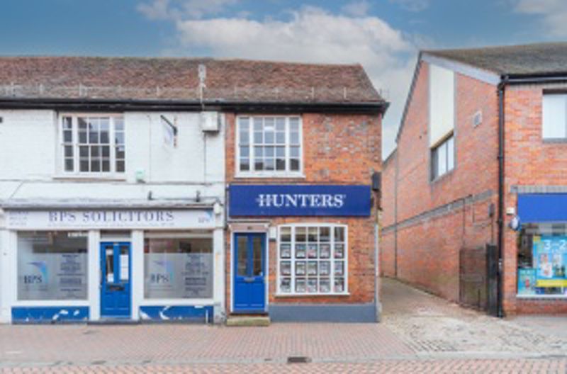 Office for sale in High Street, Chesham HP5, £395,000