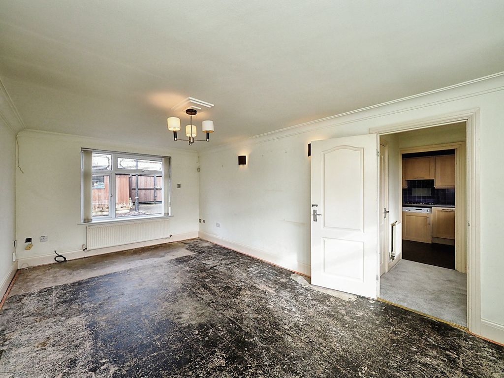 3 bed end terrace house for sale in Foyle Avenue, Chaddesden, Derby DE21, £180,000