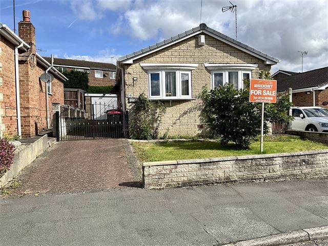 2 bed bungalow for sale in Selby Close, Swallownest, Sheffield S26, £190,000