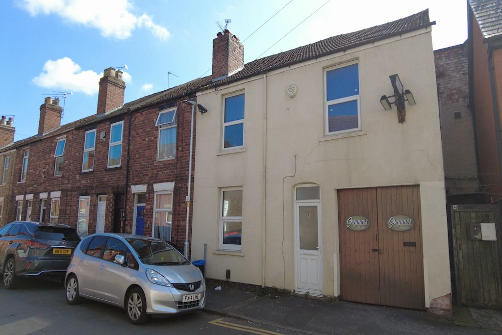 4 bed terraced house for sale in Shakespeare Street, Lincoln LN5, £189,950