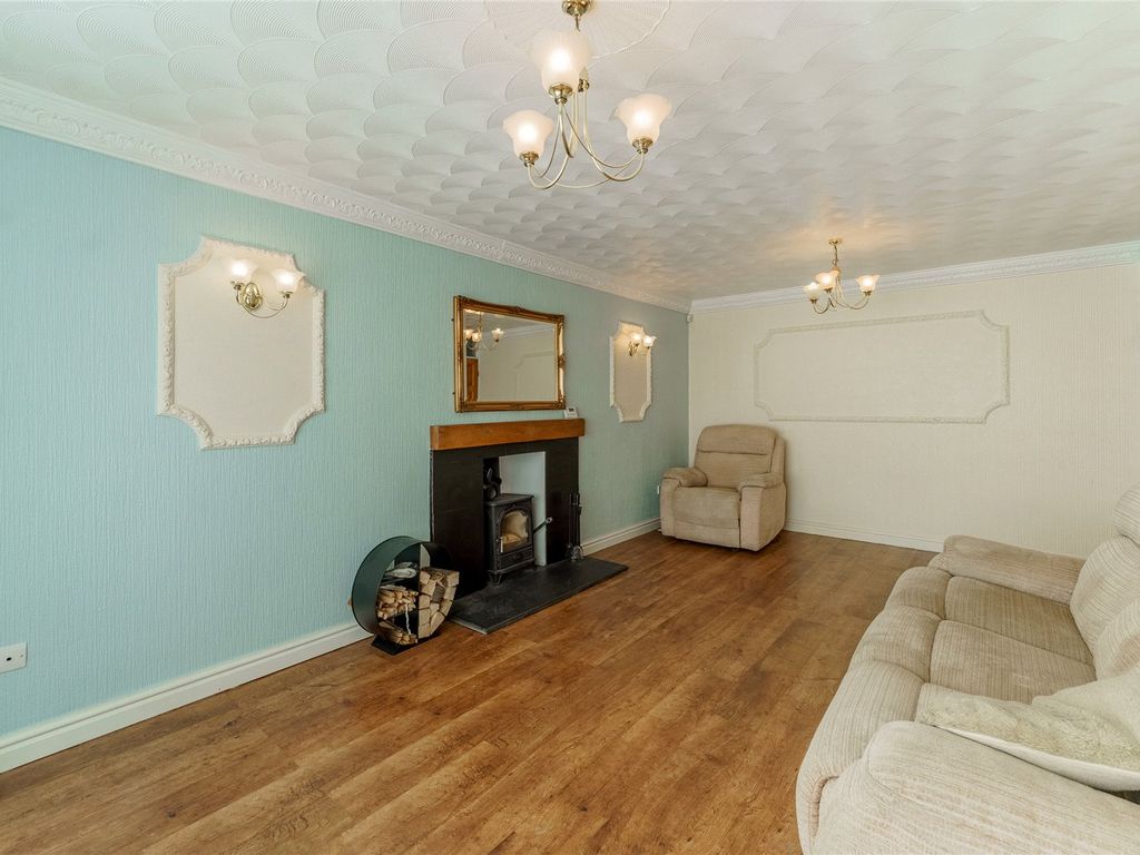 3 bed bungalow for sale in Marsh Lea Grove, Hemsworth, Pontefract, West Yorkshire WF9, £220,000