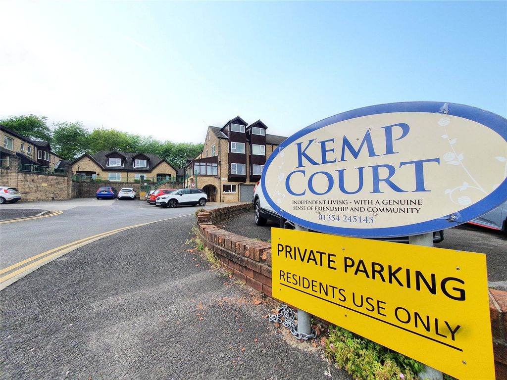 1 bed flat for sale in Kemp Court, Whalley New Road, Ramsgreave, Blackburn BB1, £97,000