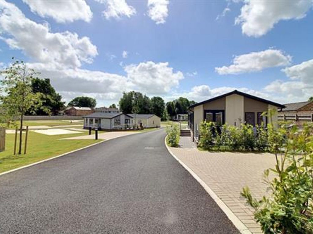 2 bed detached bungalow for sale in Cathedral View Residential Park, Ripon HG4, £225,000