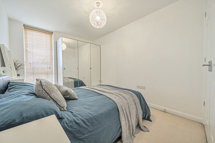 1 bed flat for sale in Printing House Square, Guildford, Surrey GU1, £147,500