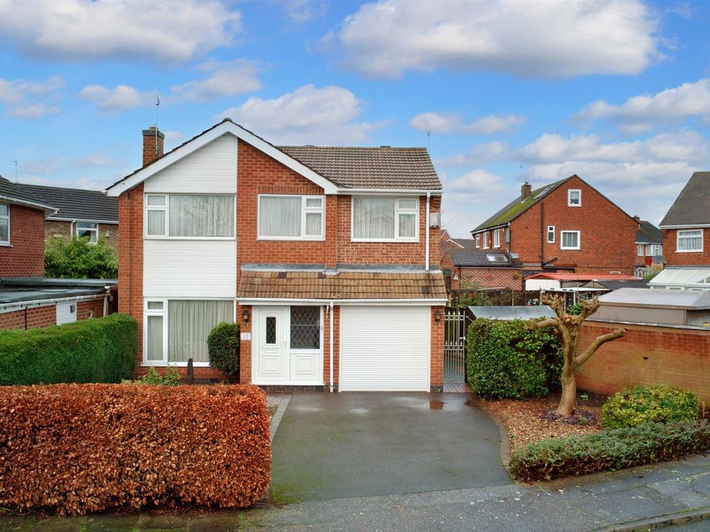4 bed detached house for sale in Burgh Hall Close, Beeston, Nottingham NG9, £325,000