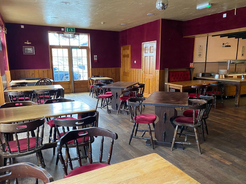 Pub/bar for sale in Queen Street, South Molton EX36, £700,000