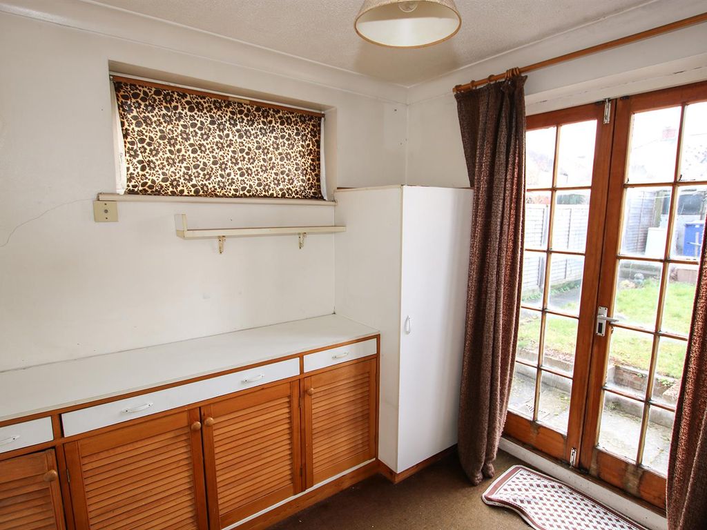 2 bed terraced house for sale in All Saints Road, Newmarket CB8, £185,000