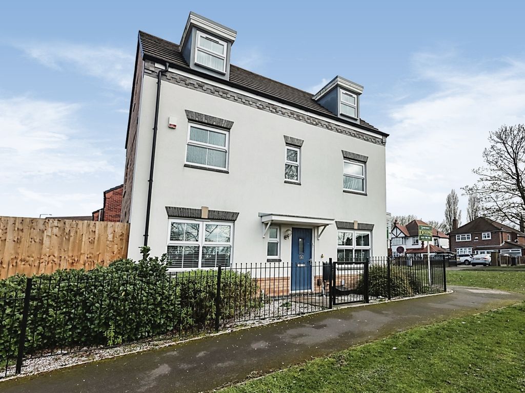 4 bed detached house for sale in St. Martins Close, Fordbridge, Birmingham B36, £315,000