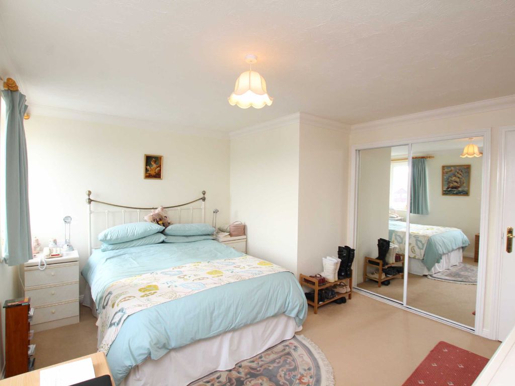 2 bed flat for sale in St Peters Lodge, 121A High Street, Portishead, North Somerset BS20, £220,000