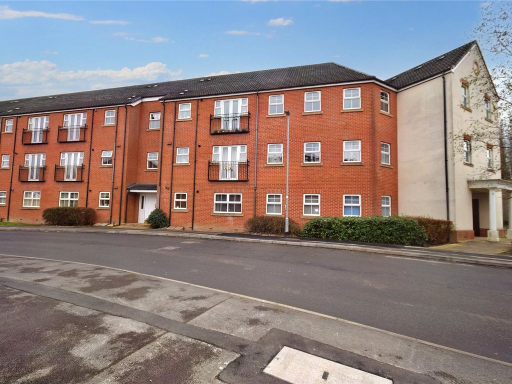 2 bed flat for sale in Meadow Side Road, East Ardsley, Wakefield, West Yorkshire WF3, £90,000