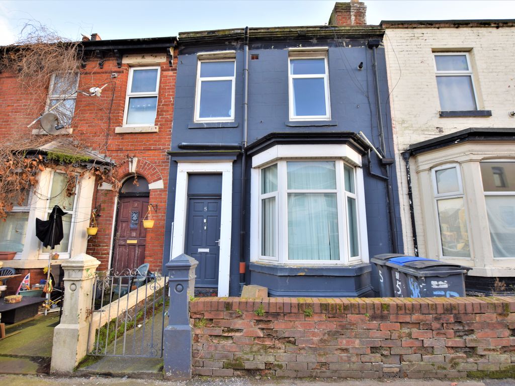 2 bed terraced house for sale in Peter Street, Blackpool FY1, £109,950