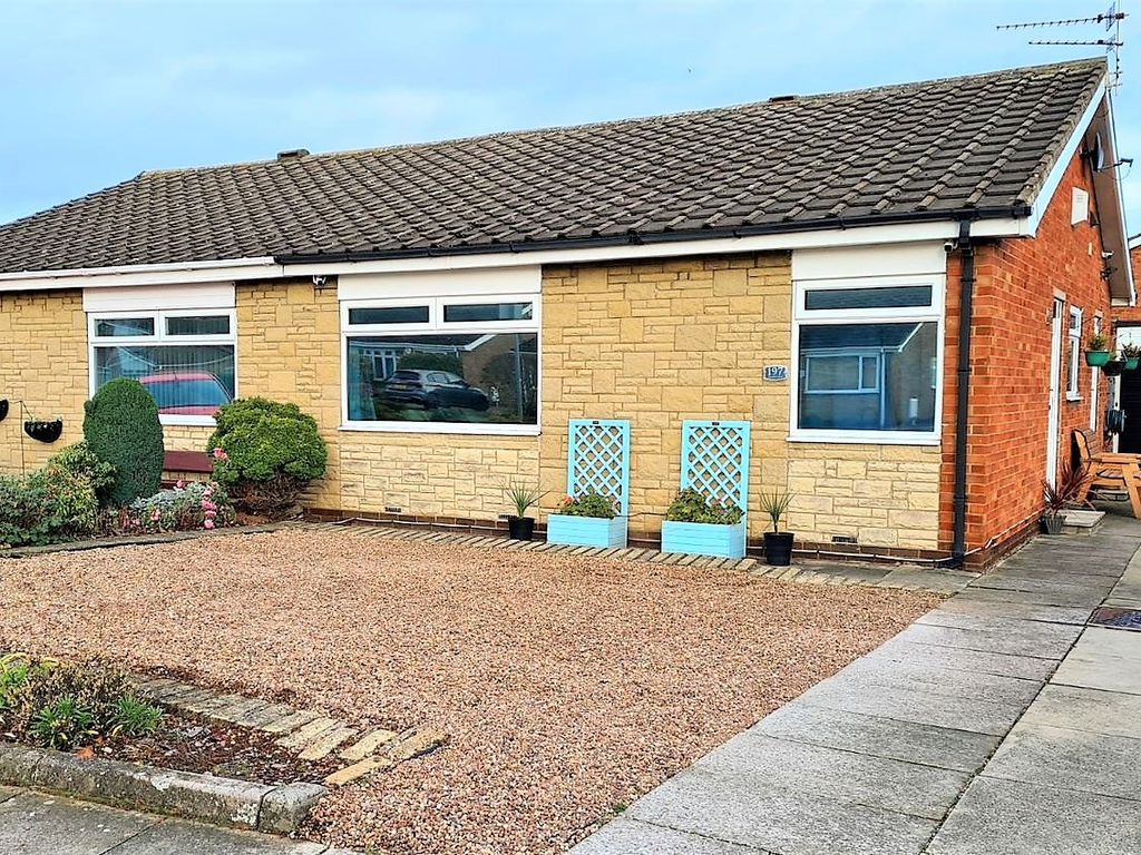 2 bed bungalow for sale in Stoops Lane, Bessacarr, Doncaster DN4, £190,000