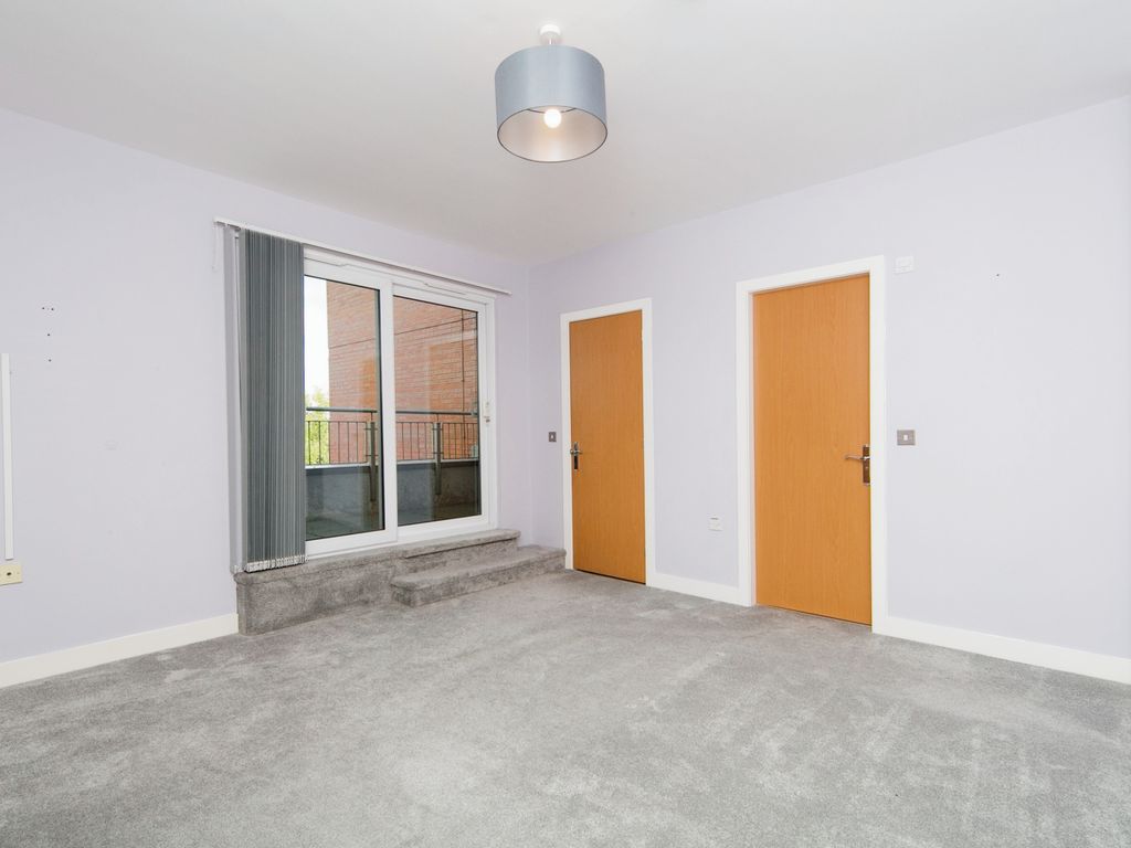 3 bed flat for sale in Queens Road, Chester, Cheshire CH1, £310,000