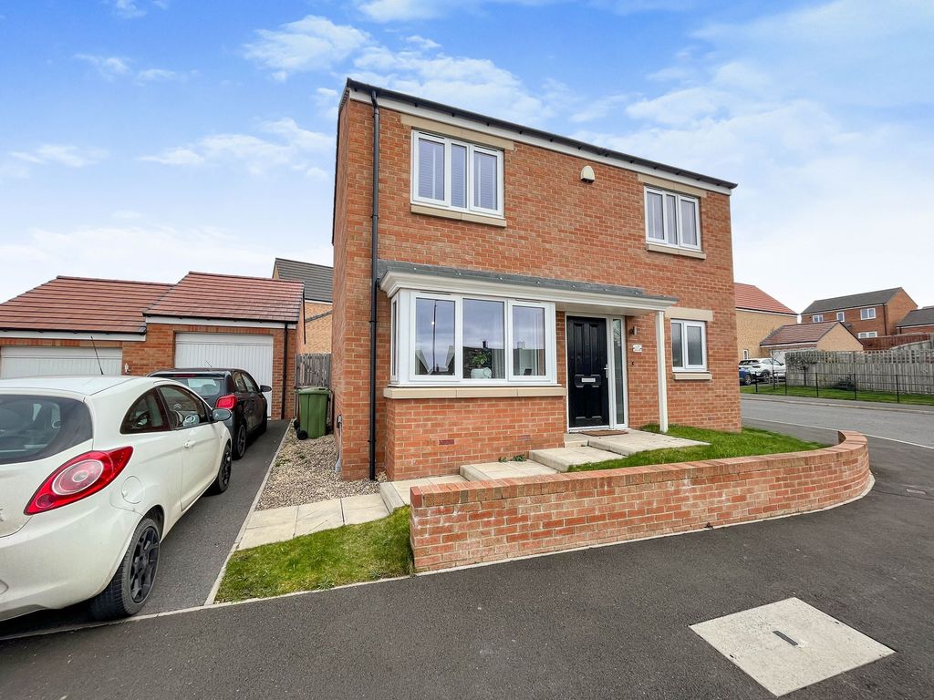 3 bed detached house for sale in Barley Close, Houghton Le Spring DH4, £220,000