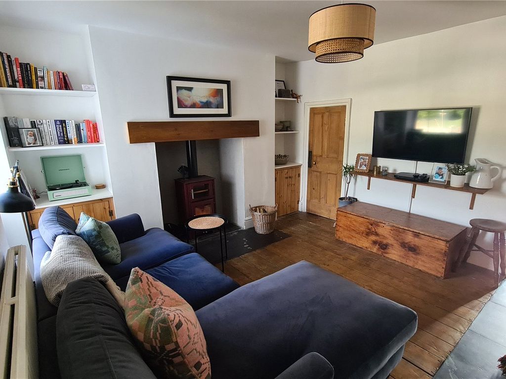 3 bed end terrace house for sale in Terfyn Terrace, Y Felinheli, Gwynedd LL56, £290,000