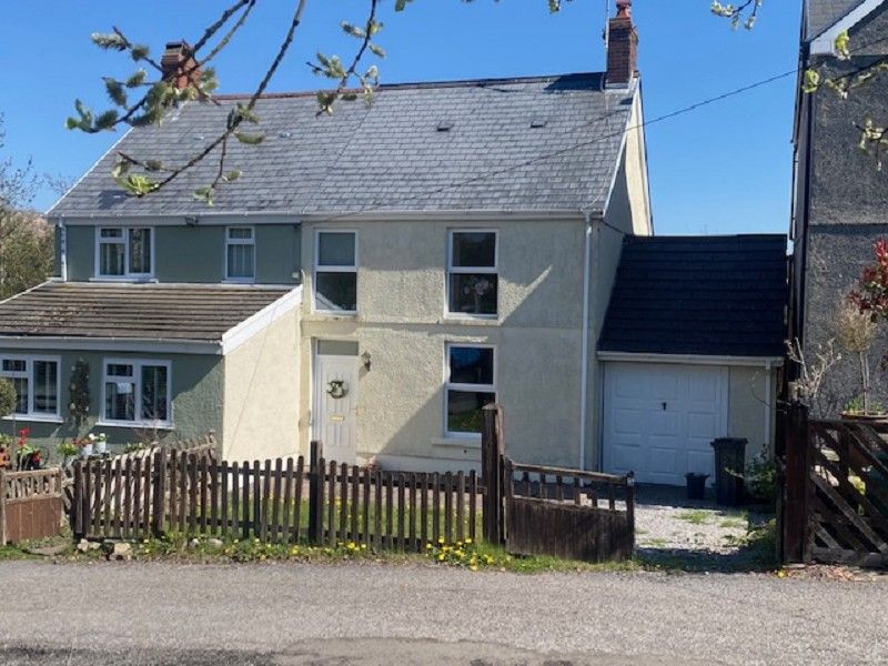 3 bed semi-detached house for sale in Penybryn, Cwmllynfell, Swansea. SA9, £152,500