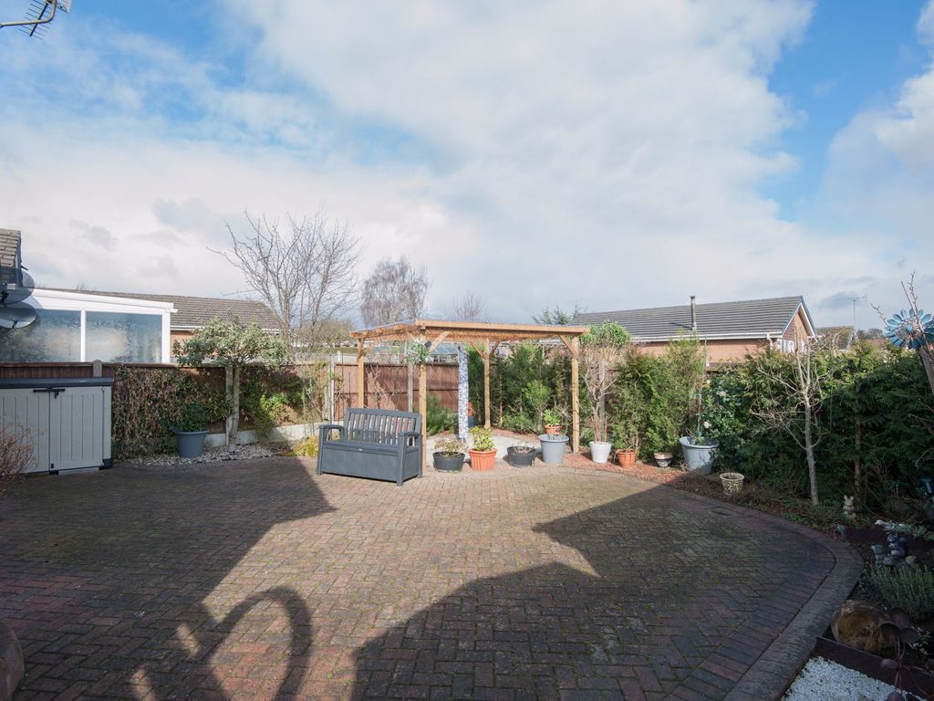 2 bed detached bungalow for sale in Bowden Avenue, Chesterfield S43, £230,000