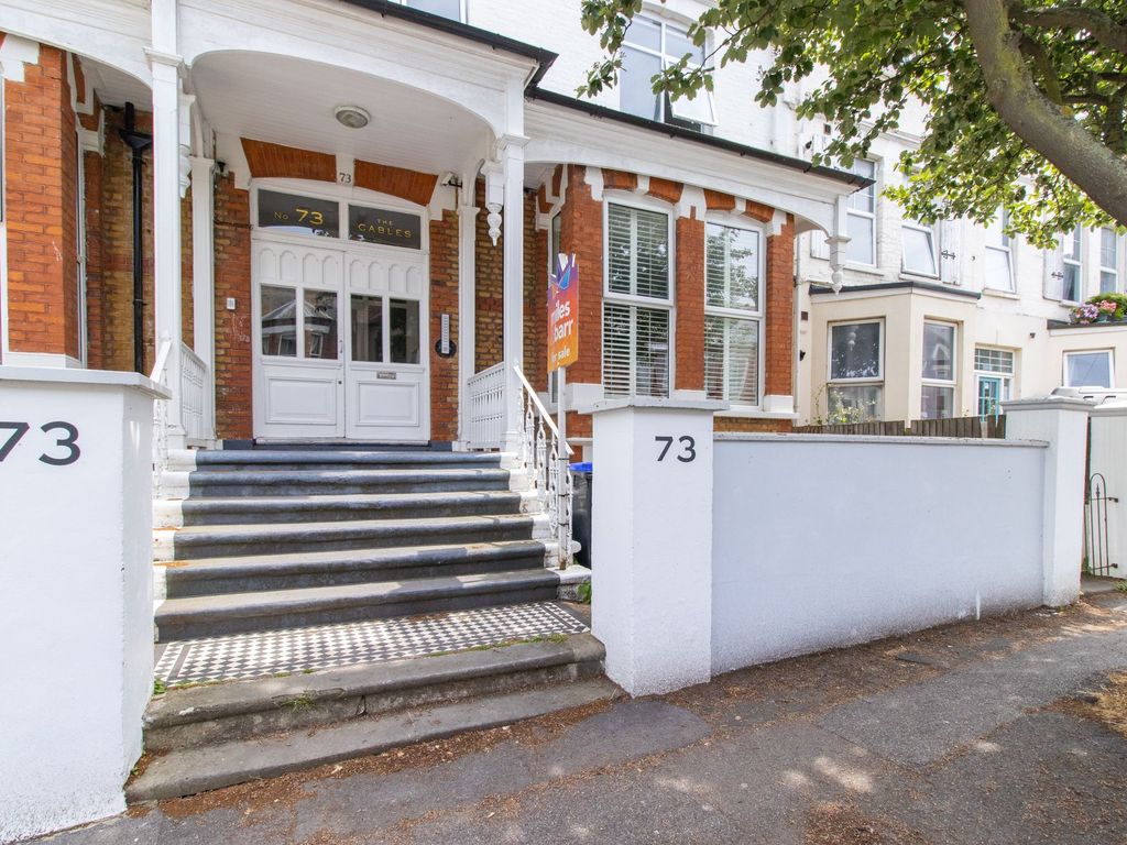 2 bed flat for sale in Norfolk Road, Cliftonville CT9, £245,000