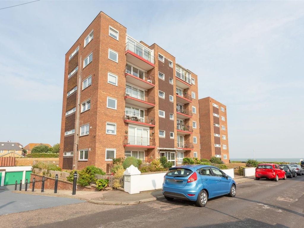 2 bed flat for sale in Sea Road, Westgate-On-Sea CT8, £199,995