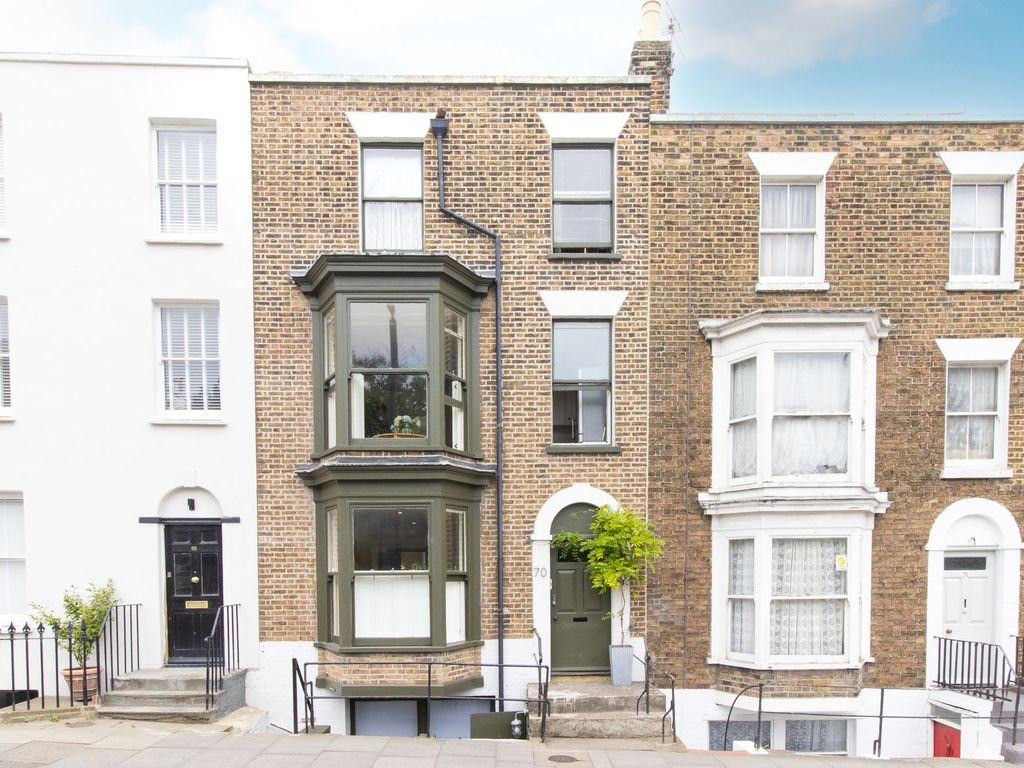1 bed flat for sale in Trinity Square, Margate CT9, £175,000