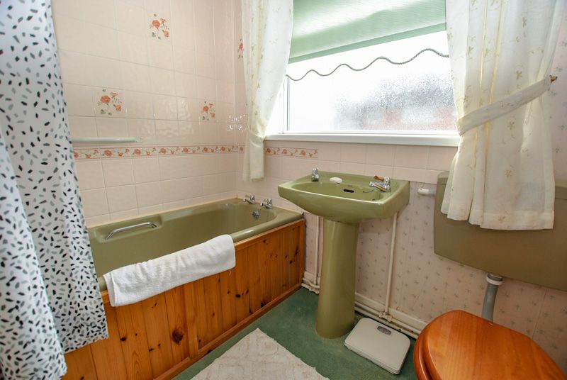3 bed semi-detached house for sale in Wrekin View, Wrockwardine TF6, £165,000