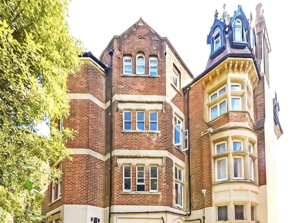 2 bed flat for sale in Dalkeith Steps, Old Christchurch Road, Bournemouth BH1, £143,000