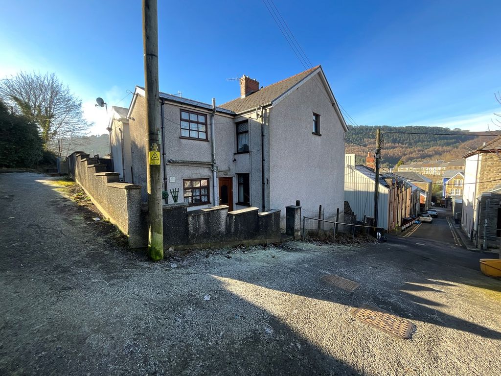 2 bed end terrace house for sale in Park Place, Abertillery NP13, £83,950