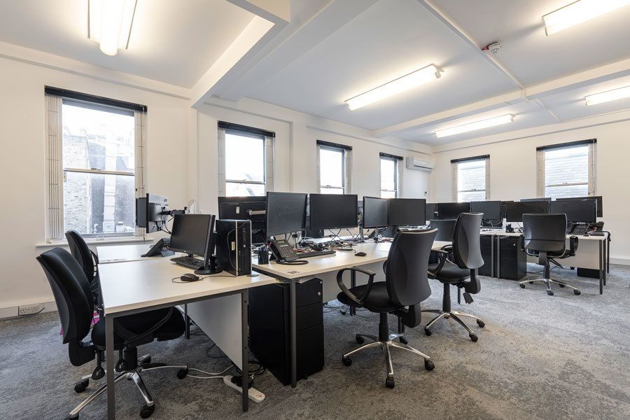 Office for sale in 58 Borough High Street, London, Greater London SE1, Non quoting