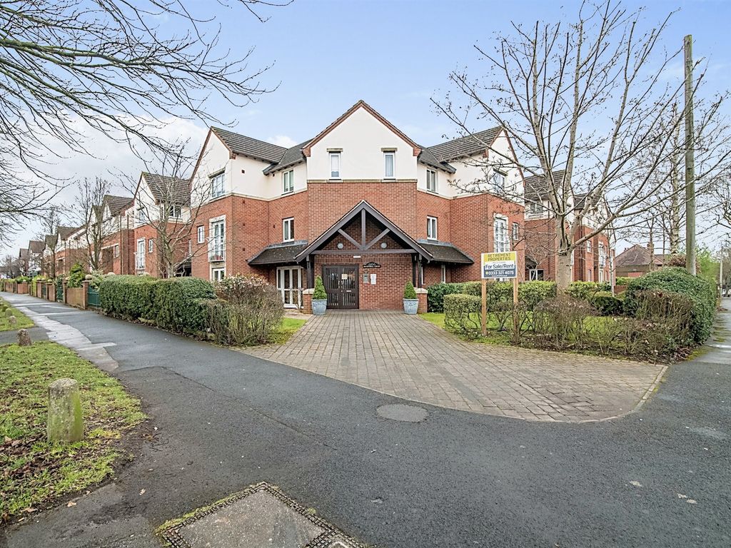 1 bed flat for sale in Stratford Road, Hall Green, Birmingham B28, £50,000