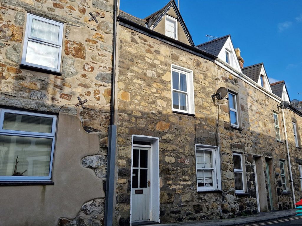 2 bed terraced house for sale in Kingshead Street, Pwllheli LL53, £175,000