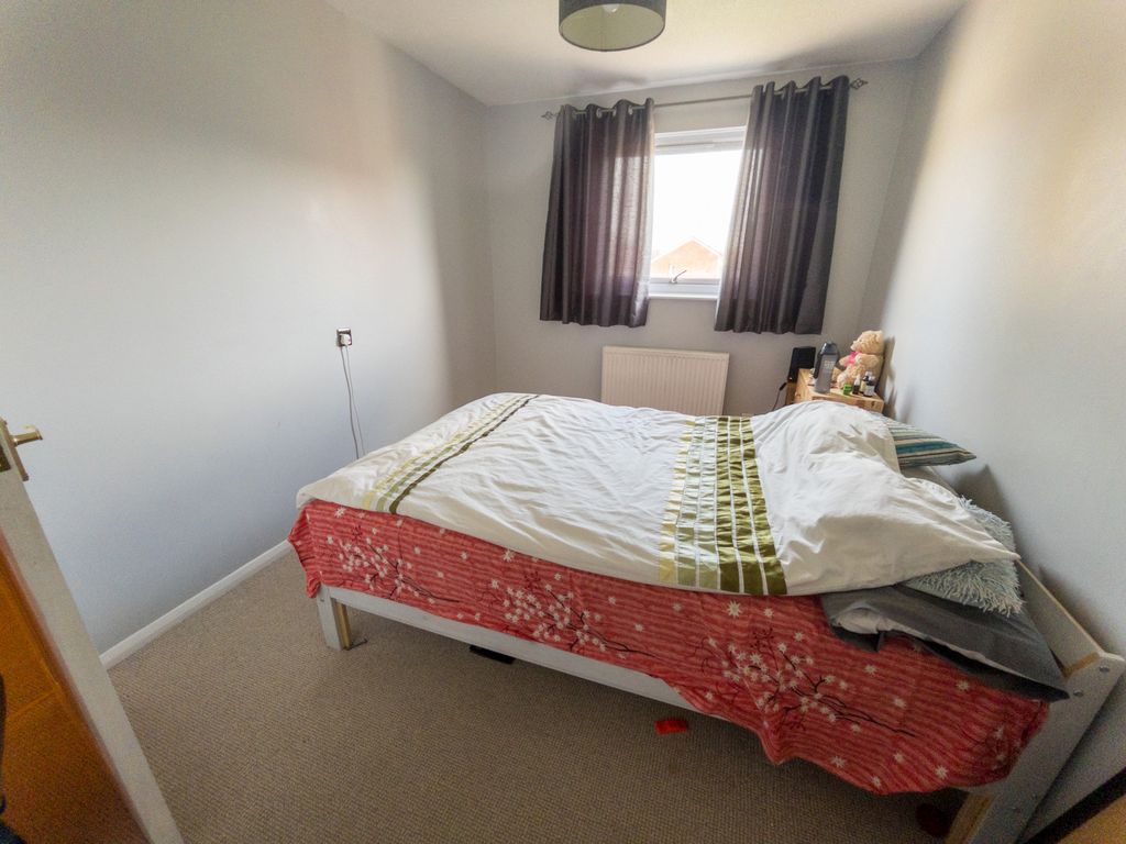 3 bed end terrace house for sale in Freston, Paston, Peterborough, Cambridgeshire PE4, £170,000