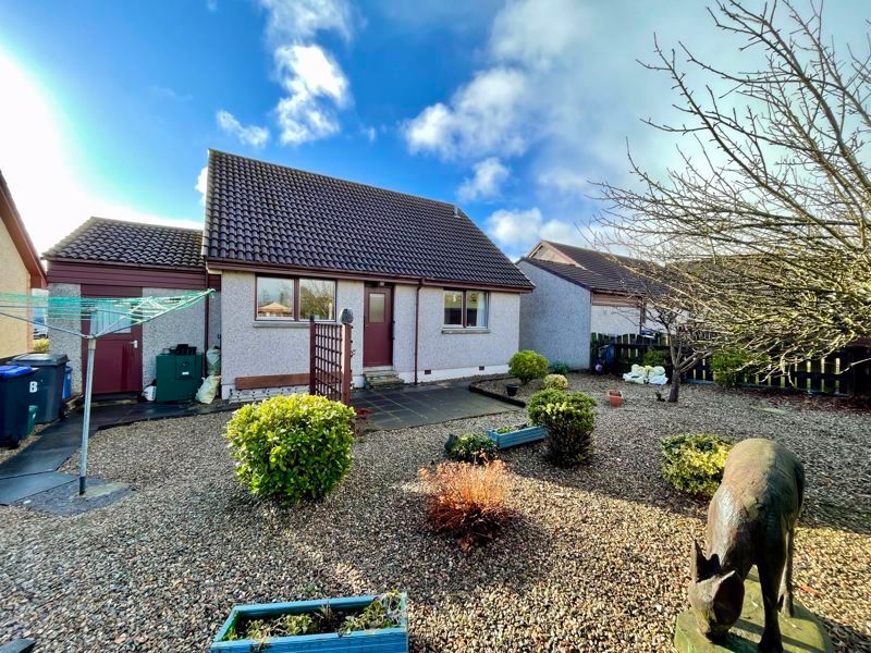 2 bed bungalow for sale in David Mclean Drive, Alford AB33, £189,950