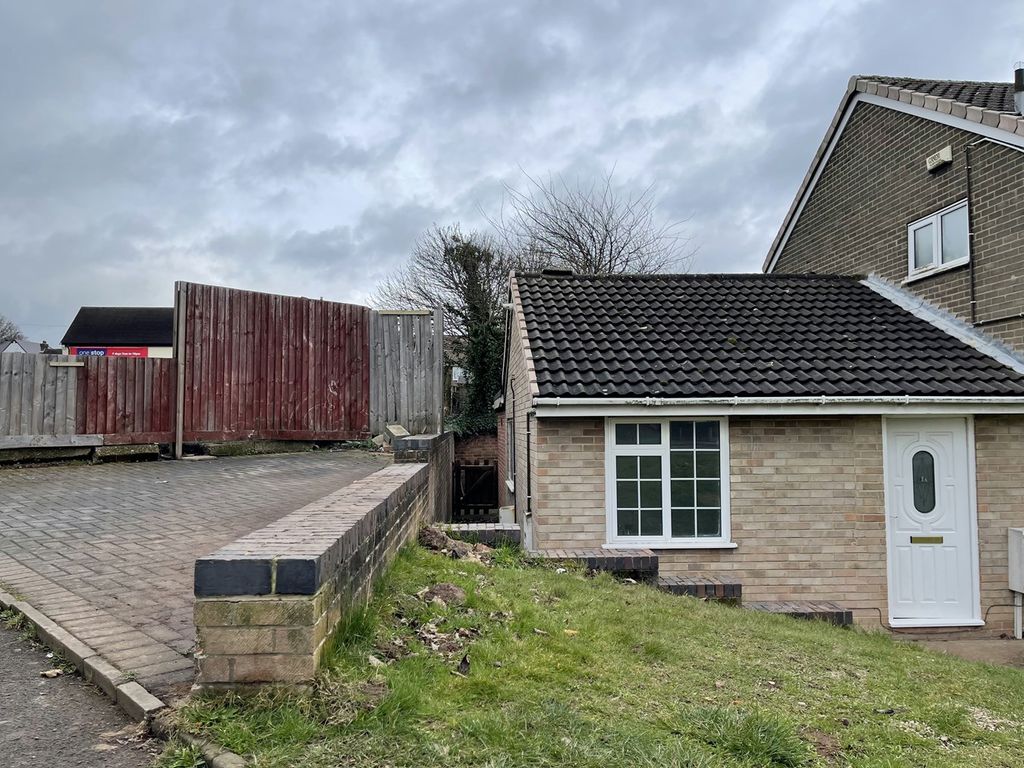 1 bed semi-detached bungalow for sale in Cherry Tree Road, Stapenhill, Burton-On-Trent DE15, £100,000