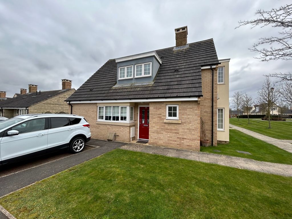 3 bed property for sale in The Croft, Bourne PE10, £287,000