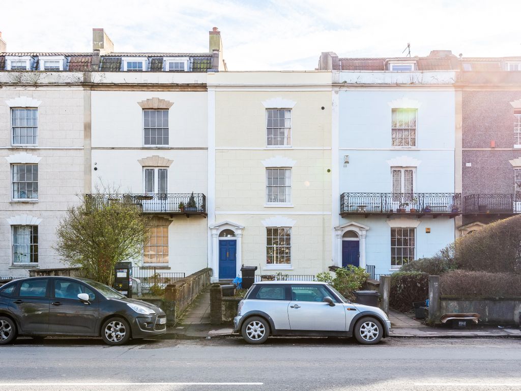 1 bed flat for sale in Coronation Road, Southville, Bristol BS3, £225,000