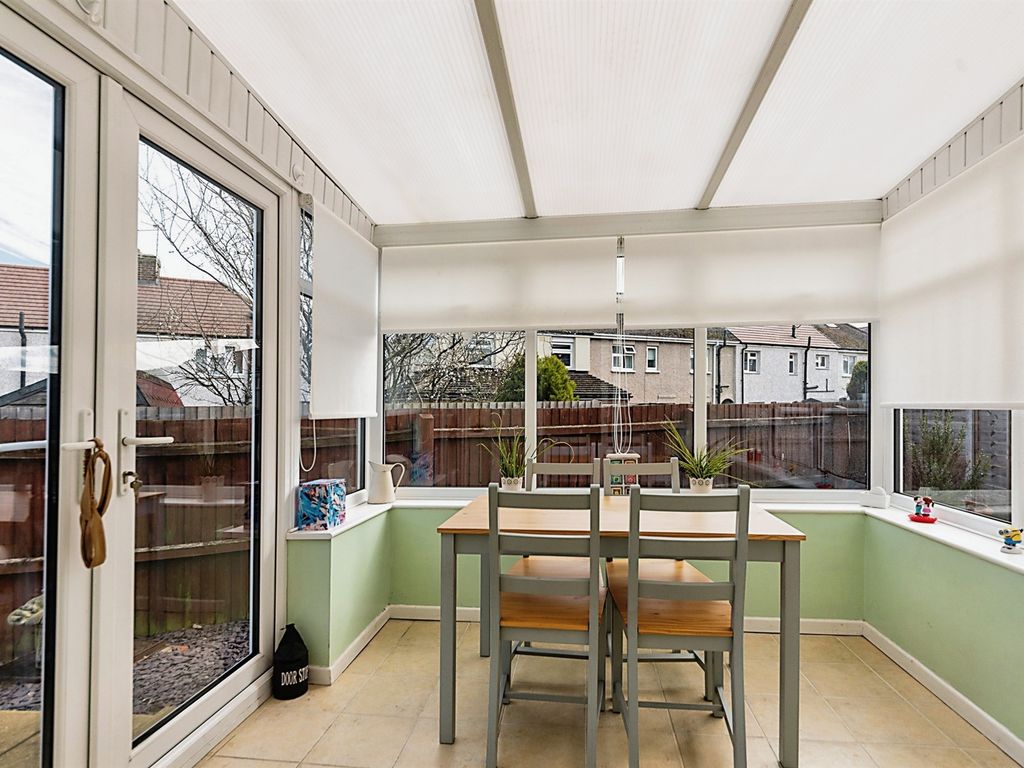 3 bed end terrace house for sale in Essex Road, Stamford PE9, £240,000