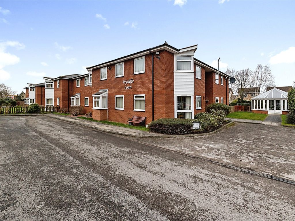 1 bed flat for sale in Wycliffe Court, Yarm, Durham TS15, £90,000