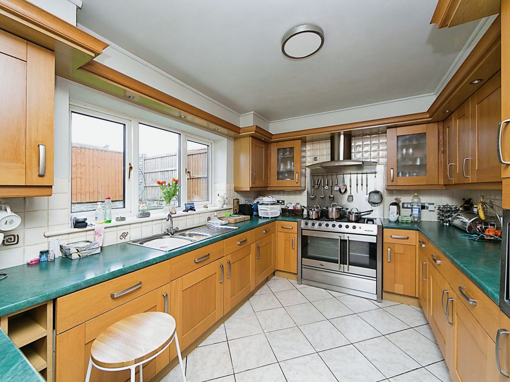 3 bed detached house for sale in Criccieth Close, Llandudno LL30, £285,000